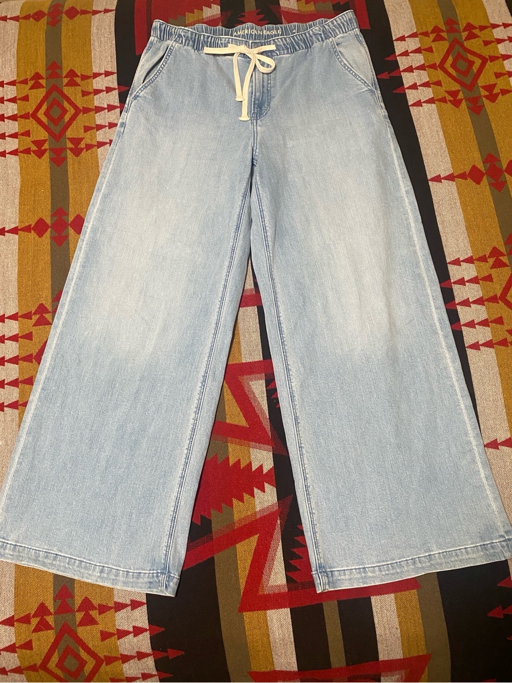 American Eagle Low Rise Ultra Wide Leg Pants Light Wash Drawstring Denim Medium